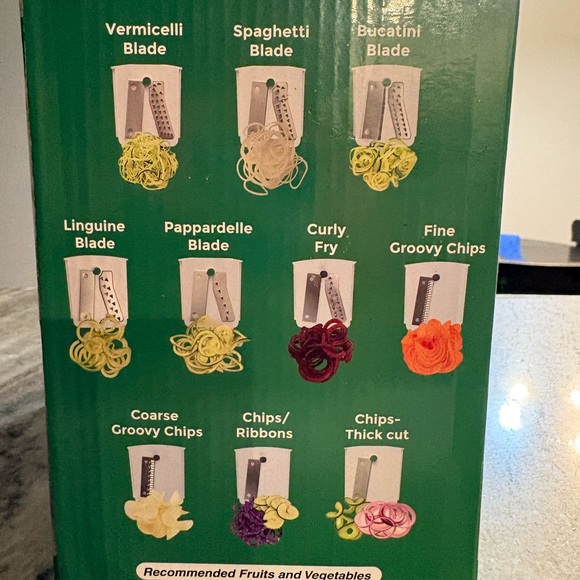 10-Blade Spiral Slicer - White - Picture 3 of 3